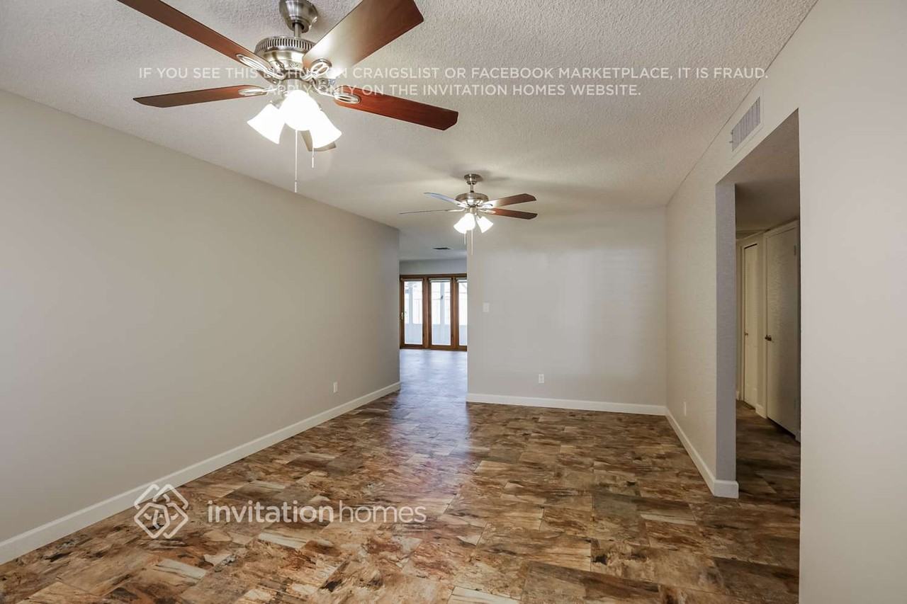 1756 N Cholla St - Photo 4 of 16
