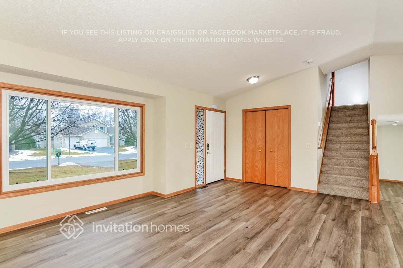 6125 175th St W - Photo 7 of 19