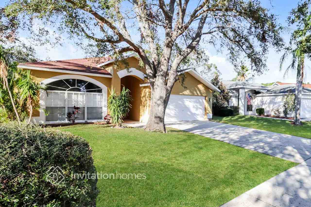 8772 Huntfield St - Photo 2 of 16