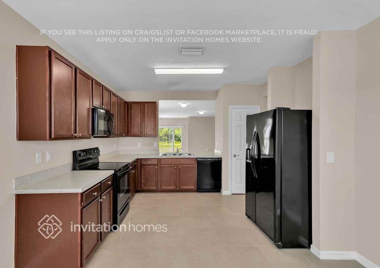 8093 Gopher Tortoise Trl - Photo 3 of 13