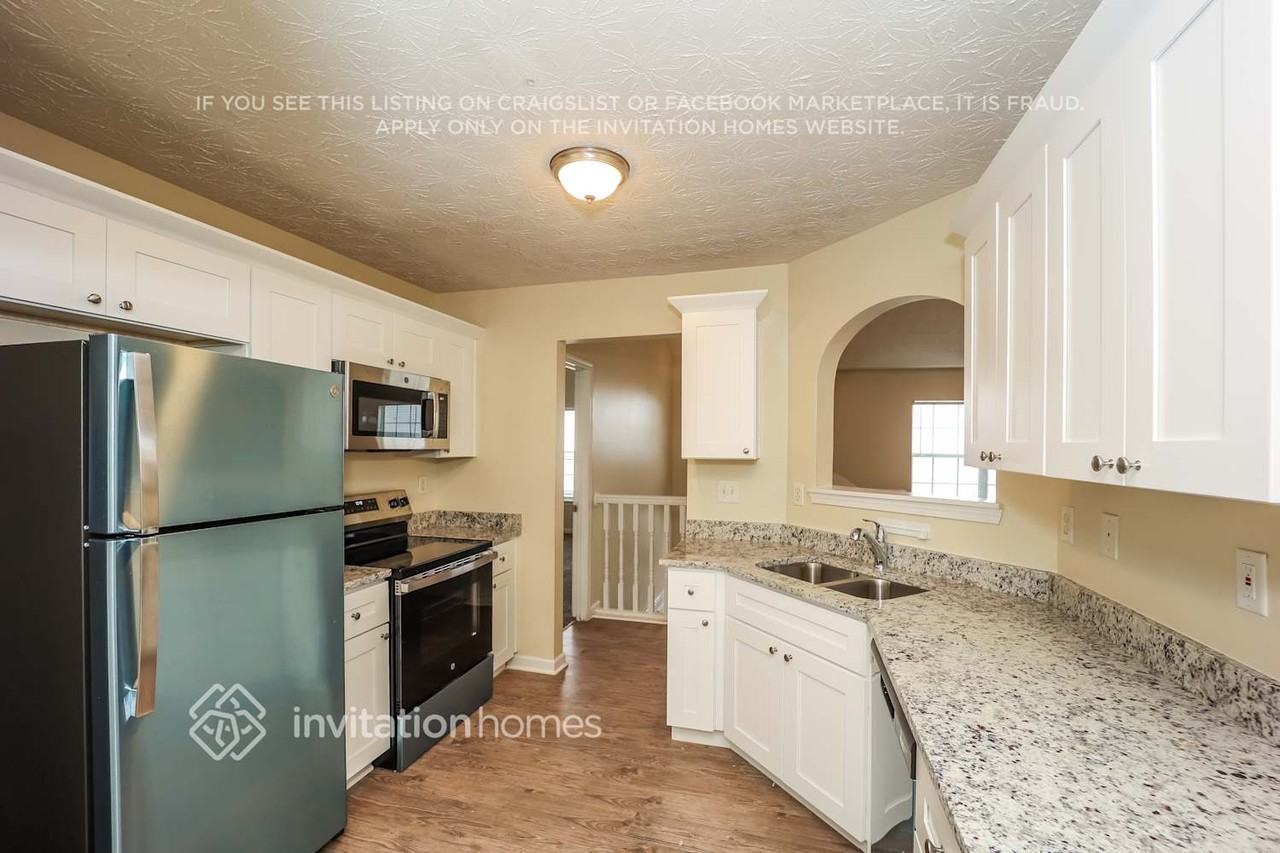 400 Upson Ln - Photo 7 of 20