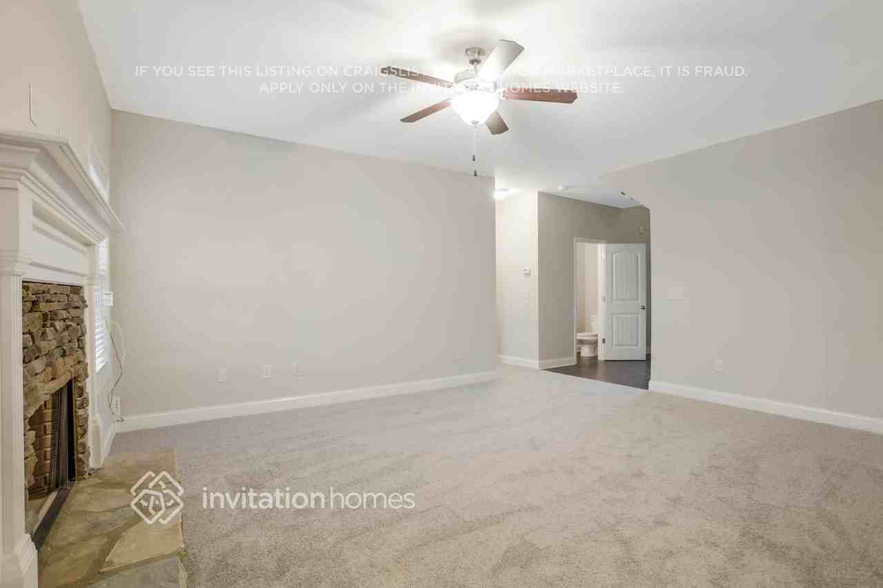 94 Meriwether Ln - Photo 2 of 17