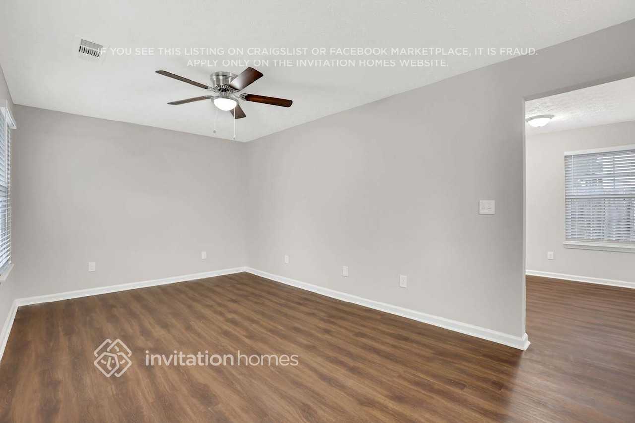 8116 Collier St Sw - Photo 4 of 22