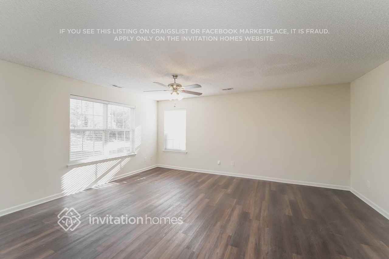 1307 Caselton Ct Nw - Photo 4 of 16