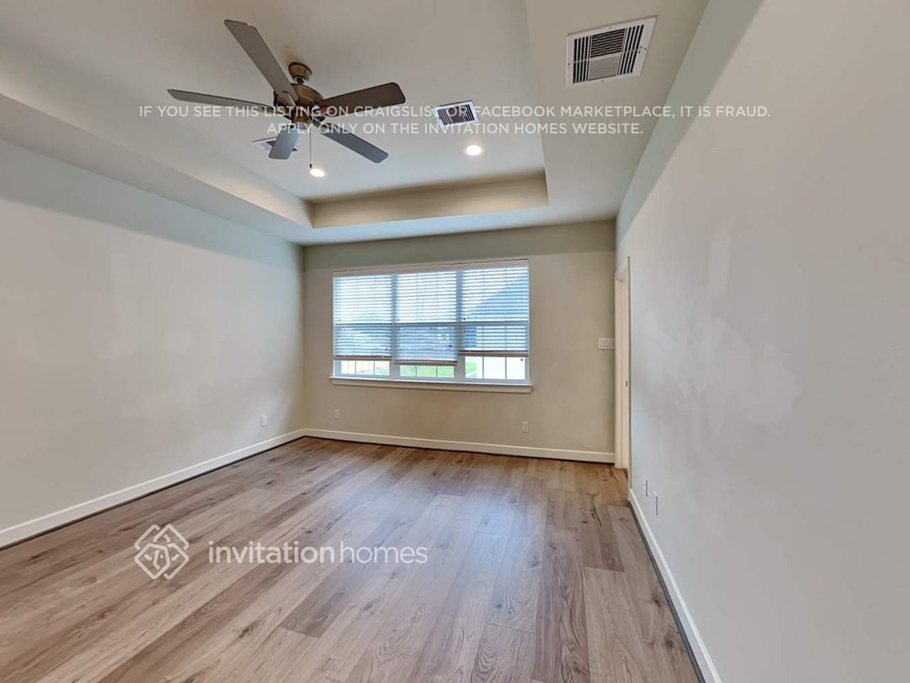 12403 Imperial Lake Ln - Photo 7 of 19