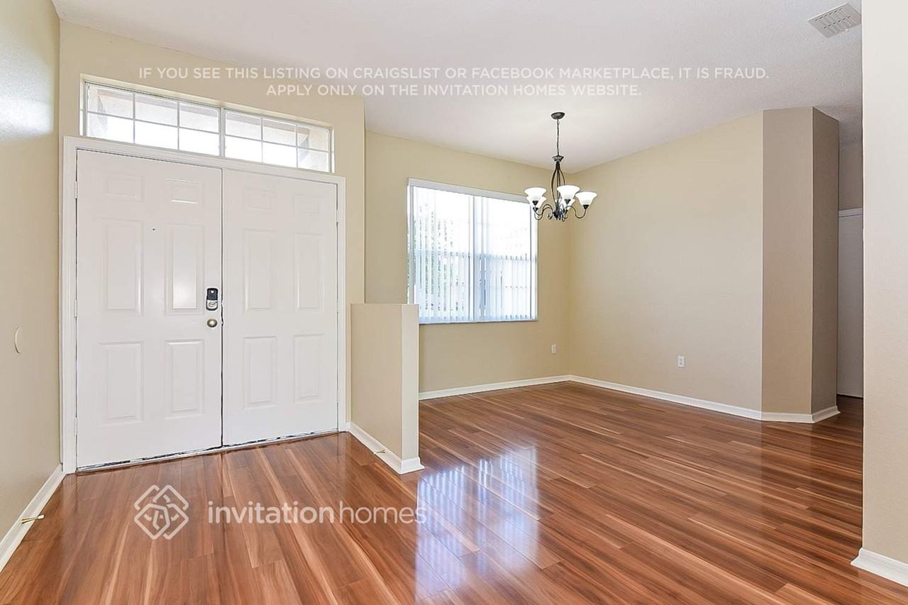 3944 Talon Crest Dr - Photo 2 of 20