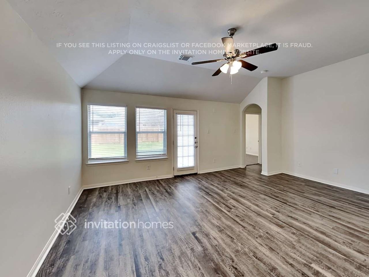 11031 Overland Trail Dr - Photo 3 of 18