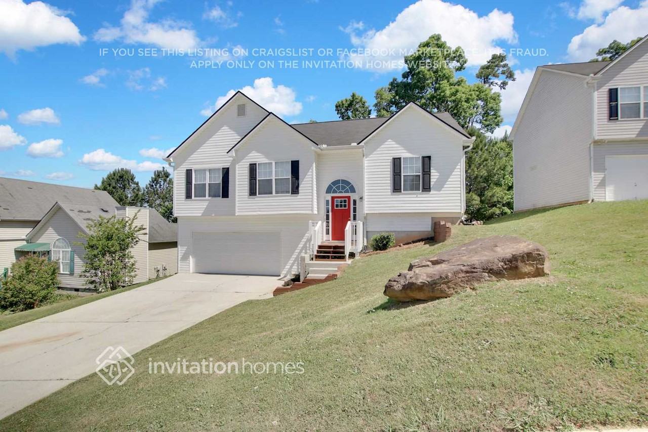 105 Chartres St - Photo 3 of 26
