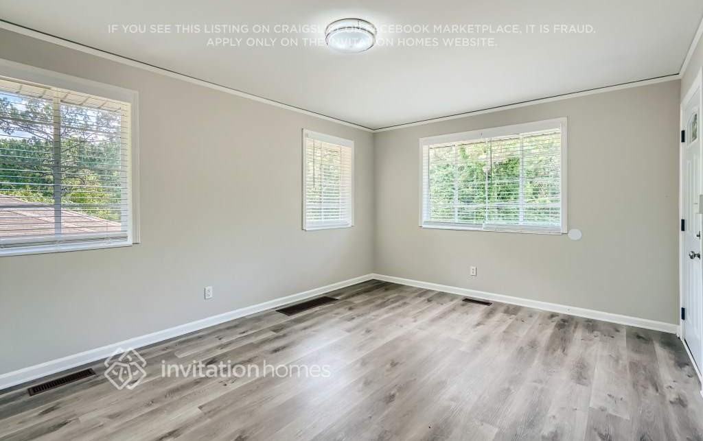 1278 Richard Rd - Photo 2 of 15