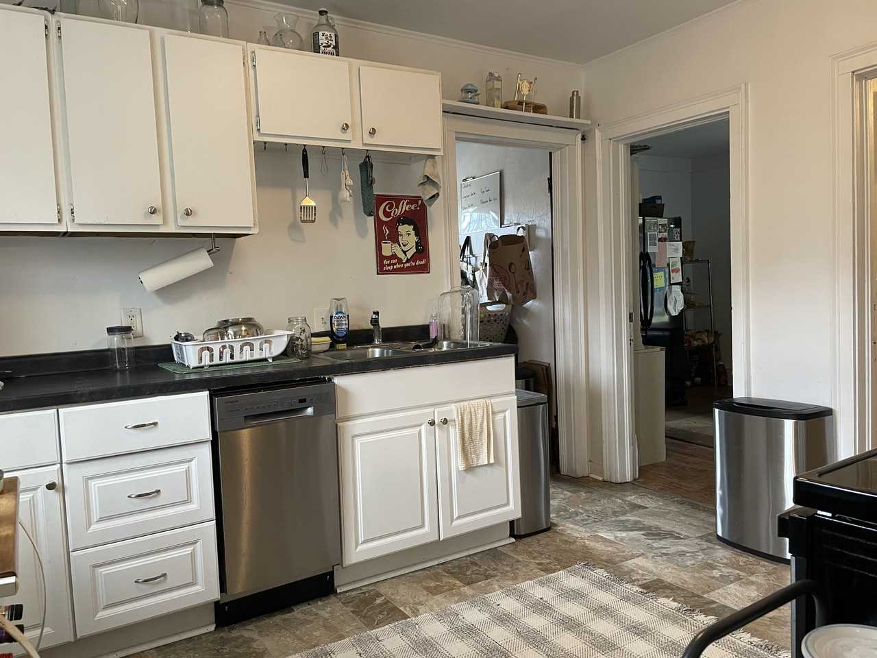 1148 Jenifer St #2 - Photo 4 of 34
