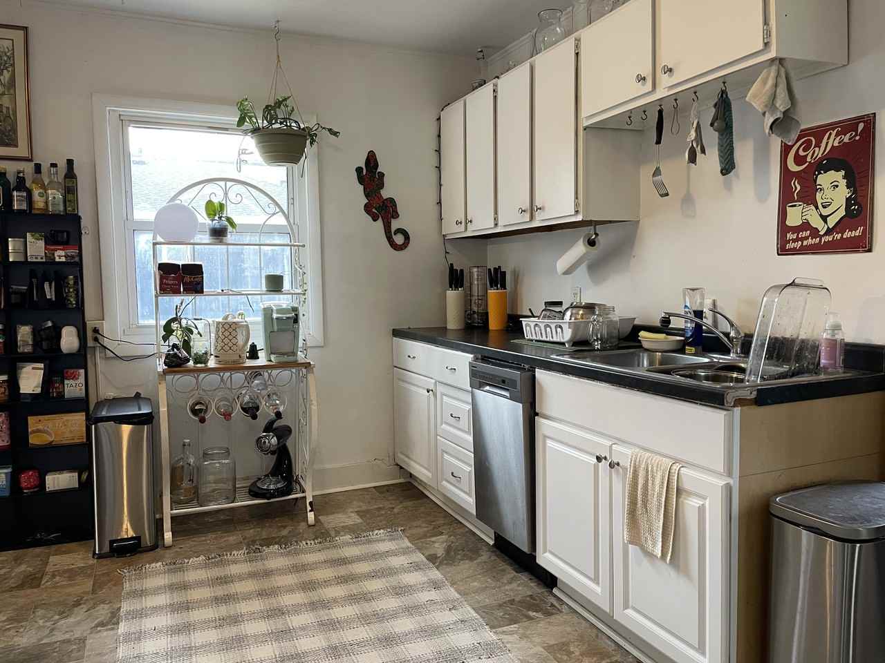 1148 Jenifer St #2 - Photo 6 of 34