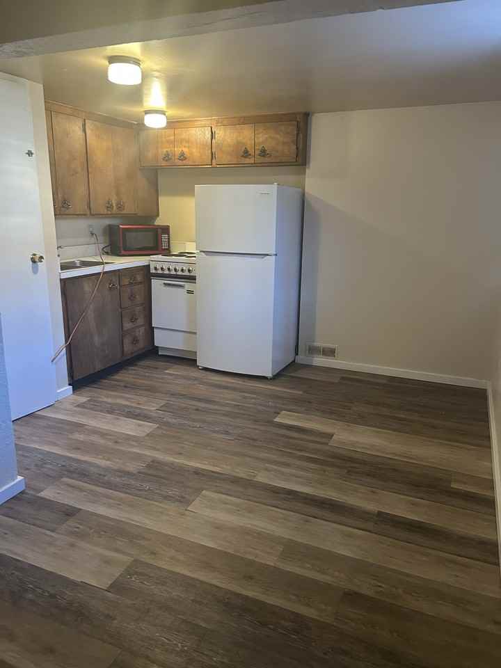 1208 N 7th St #11 - Photo 3 of 6