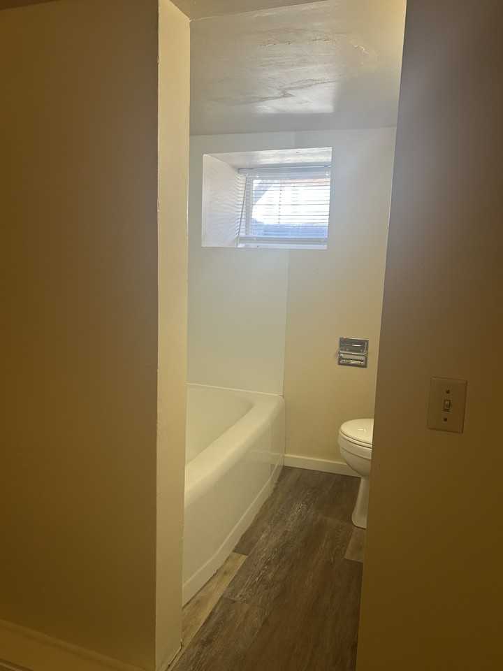 1208 N 7th St #11 - Photo 5 of 6