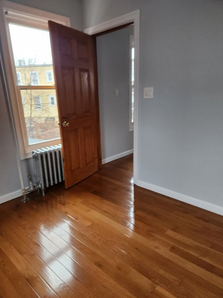 9228 190th St #2 - Photo 3 of 7