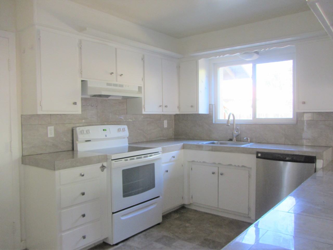 6929 Mcquillan Cir #NA - Photo 5 of 12