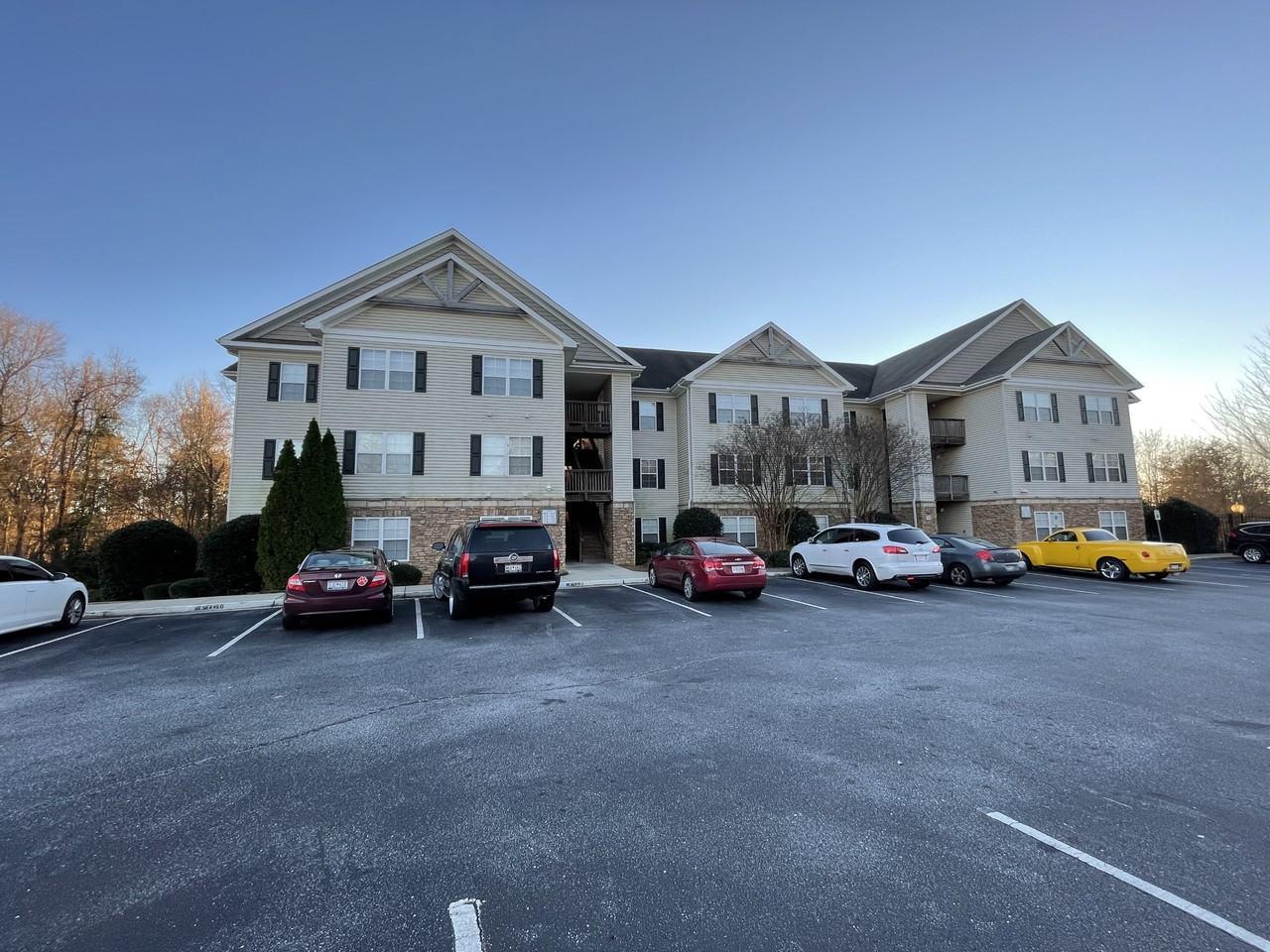 125 Lookover Dr #NA - Photo 2 of 24