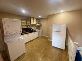 featured image of 8 Eldon Ave #2