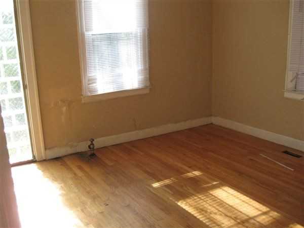 48206 Detroit Rd - Photo 3 of 4