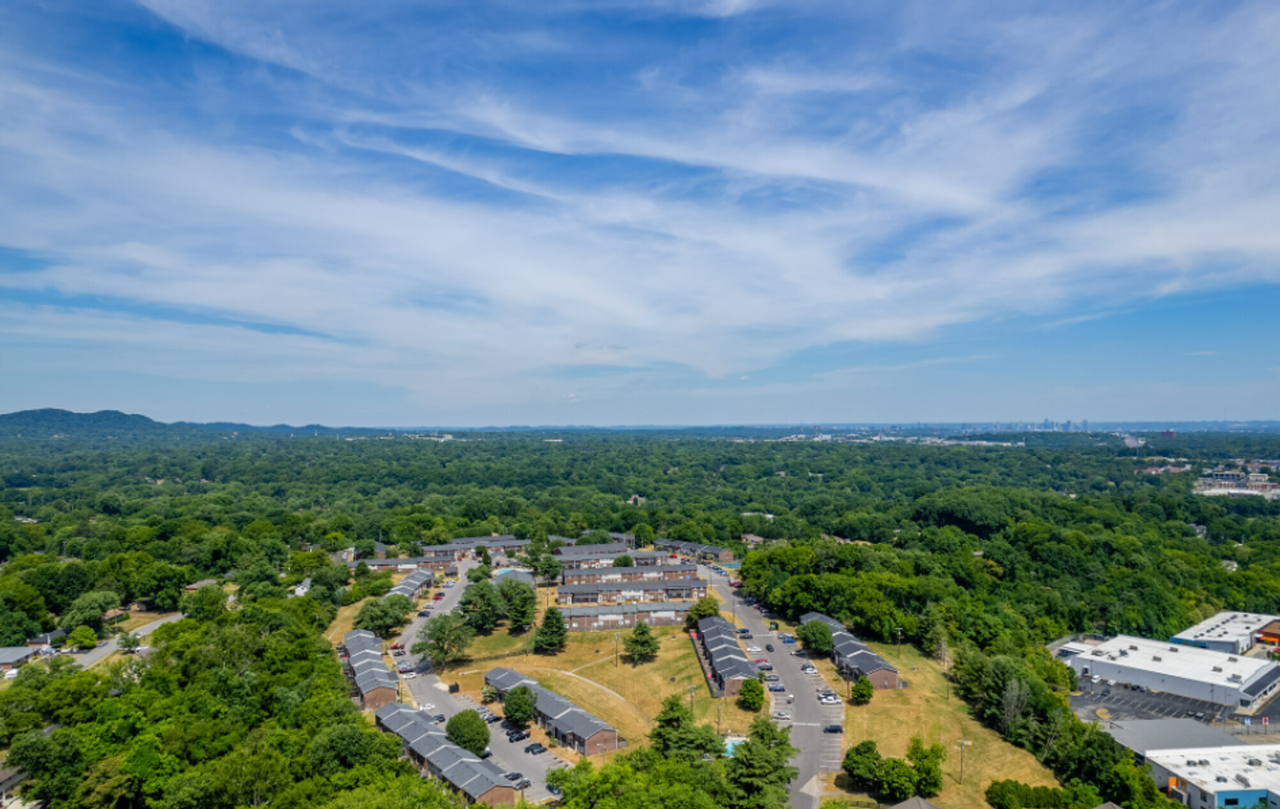 Brentwood Hill Luxury Townhouses - Photo 5 of 32