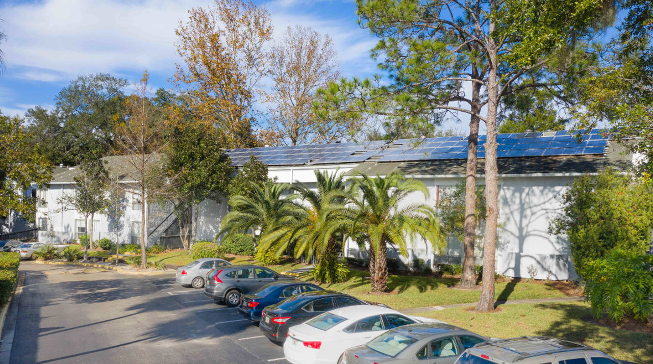 3230 Southwest Archer Road - Photo 2 of 17