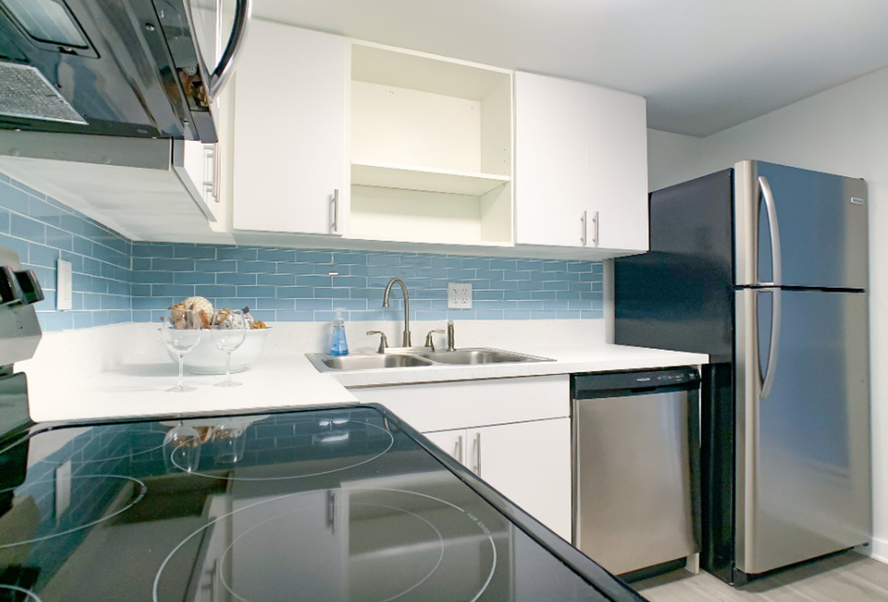 3230 Southwest Archer Road - Photo 5 of 17