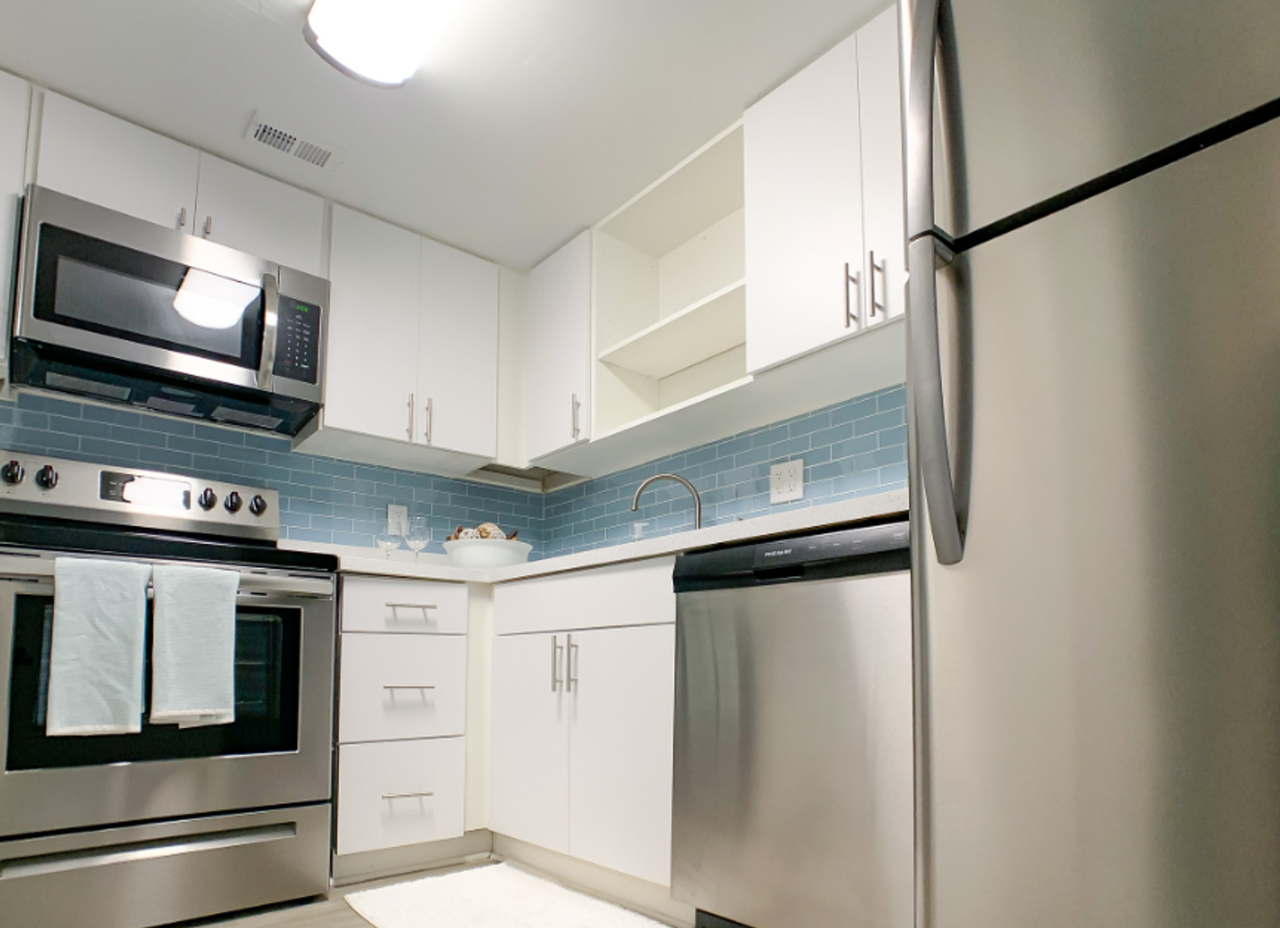 3230 Southwest Archer Road - Photo 6 of 17