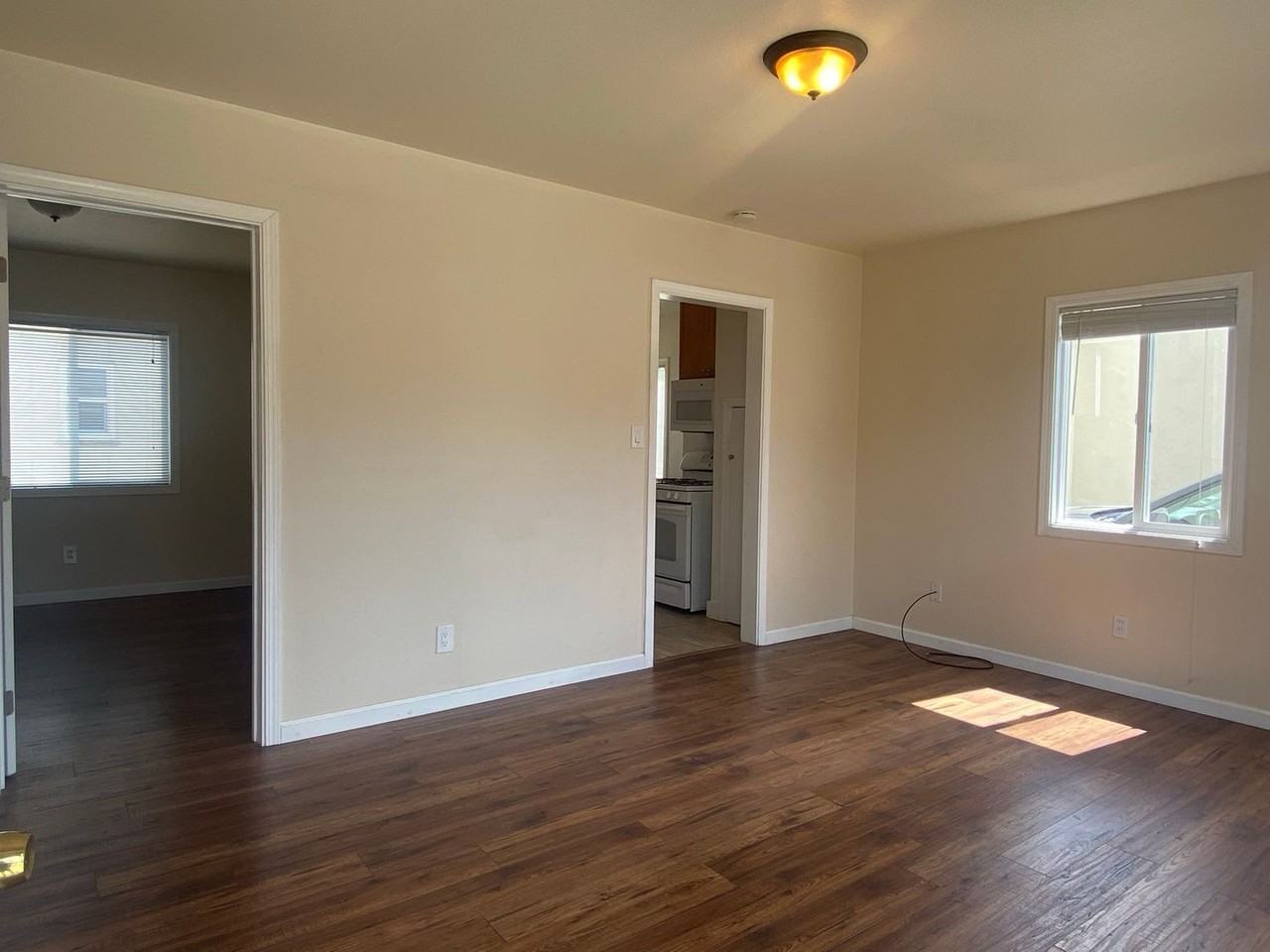 1472 167th Ave - Photo 2 of 13