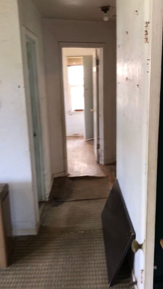 3912 Sw 25th St - Photo 3 of 4