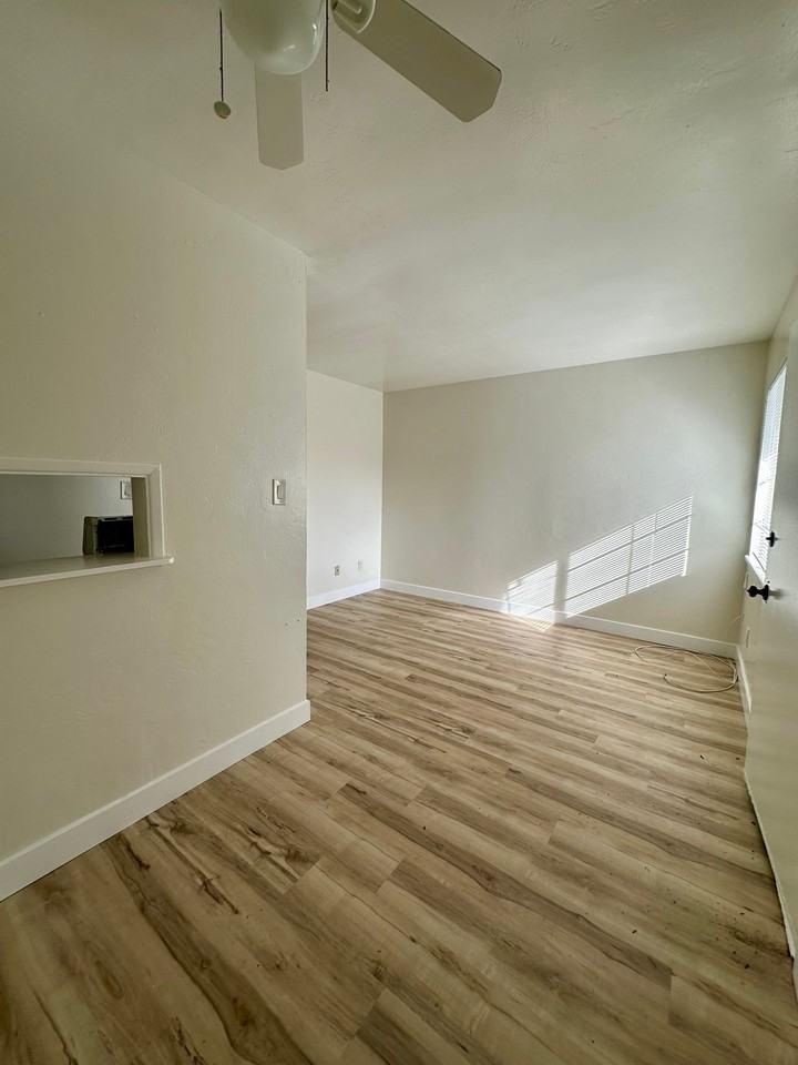 4151 35th Street - Photo 4 of 7