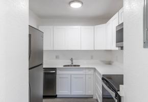 featured image of 5370 Ne 5th Ter