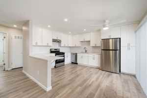 featured image of 450 Manhattan Ave