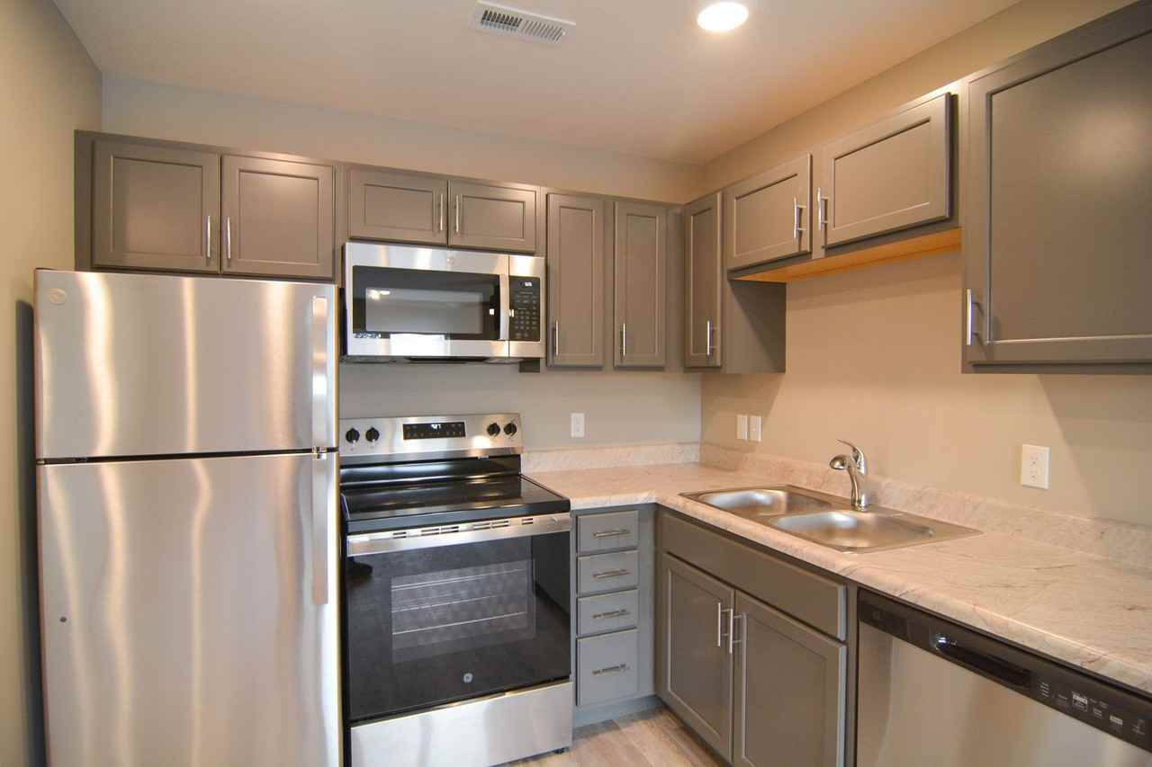 4102 Hamilton Street - Photo 4 of 10