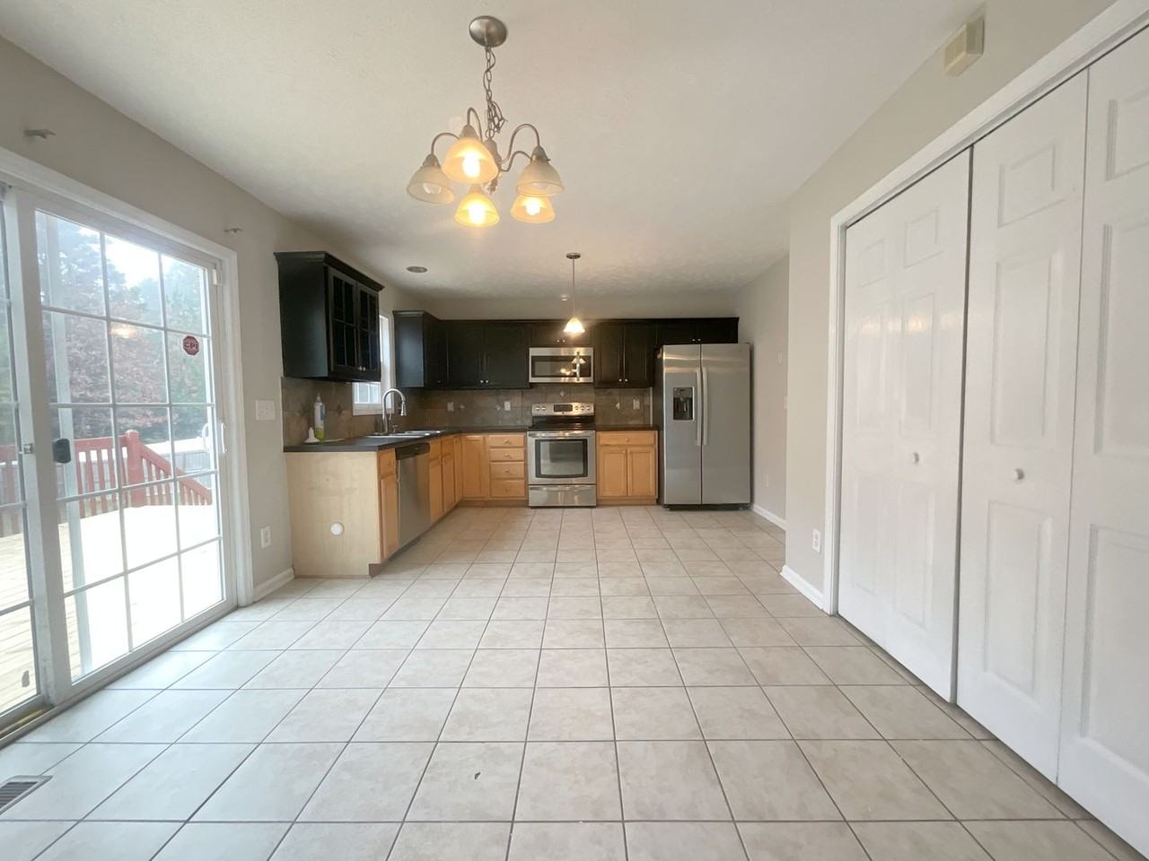 118 Lattimore Road - Photo 3 of 11