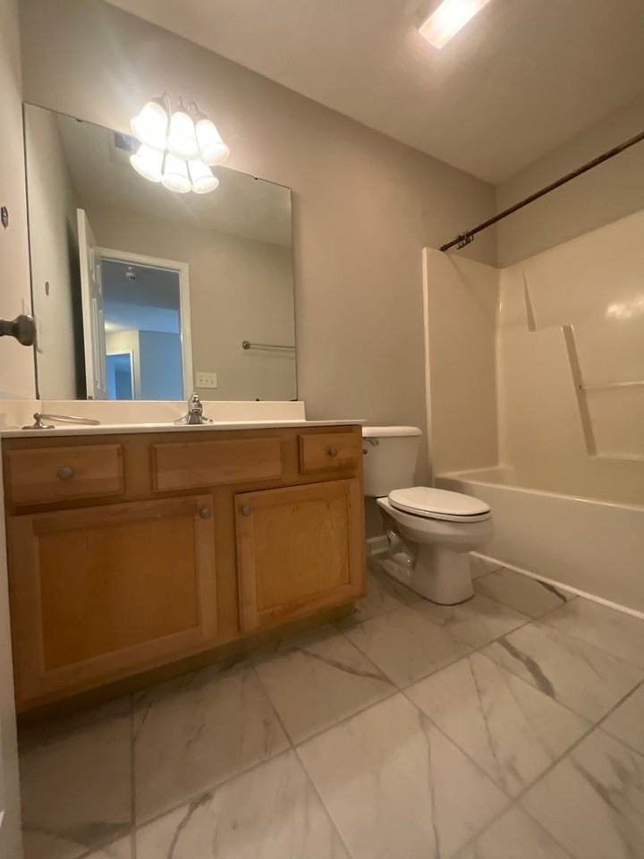 118 Lattimore Road - Photo 7 of 11