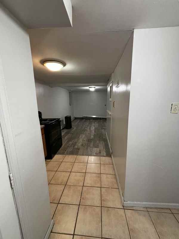 168 Hilltop Dr - Photo 2 of 7