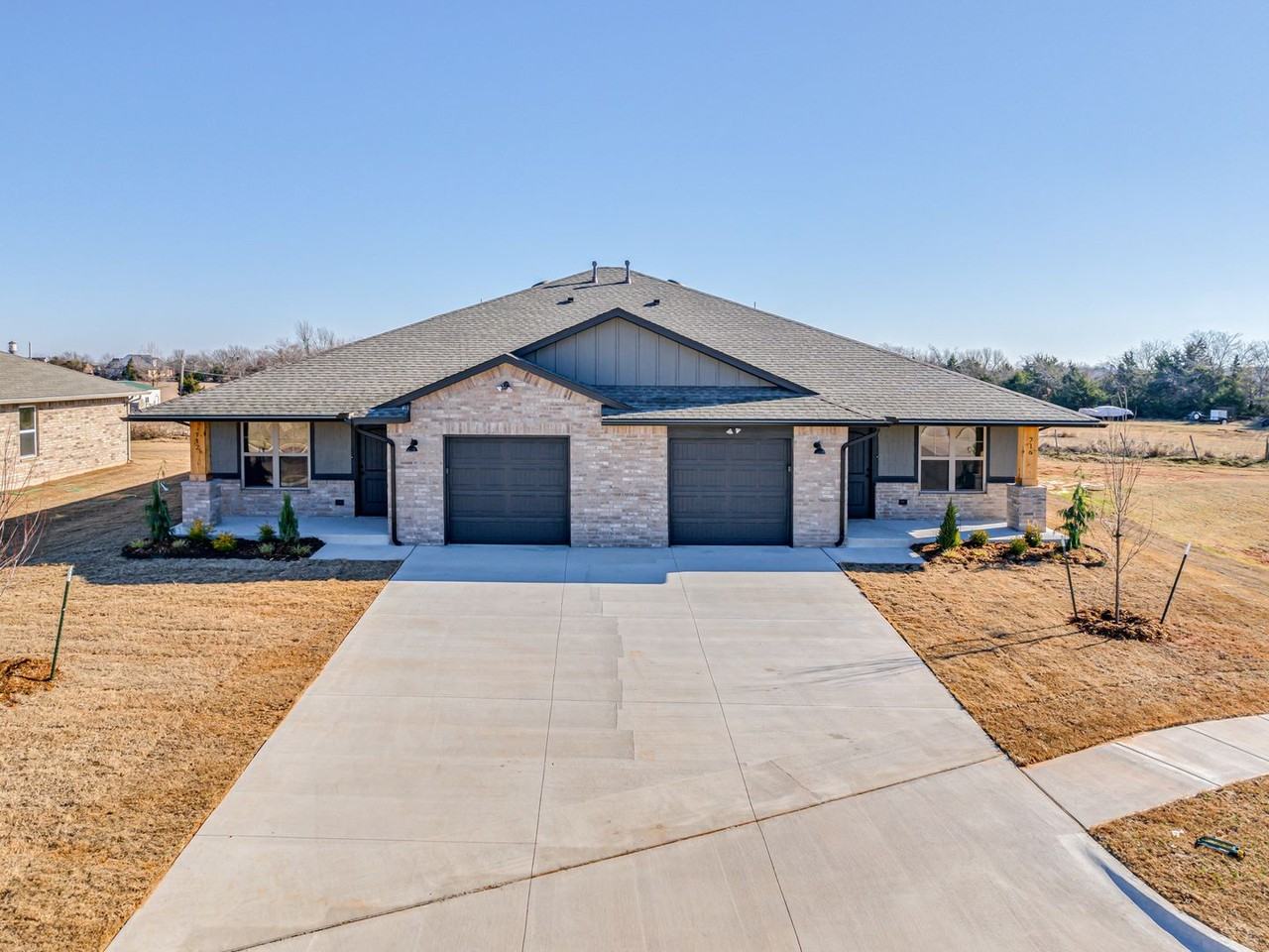 712 Grand Sycamore Dr - Photo 7 of 36