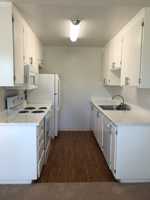 featured image of 2050 Southwest Expy