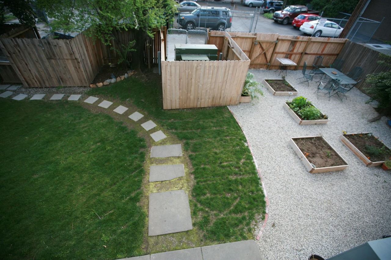 Chrisler Manor - Photo 2 of 13