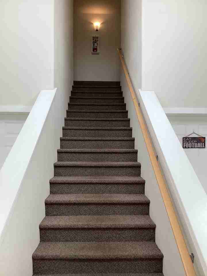 86 Weldwood Dr - Photo 3 of 15