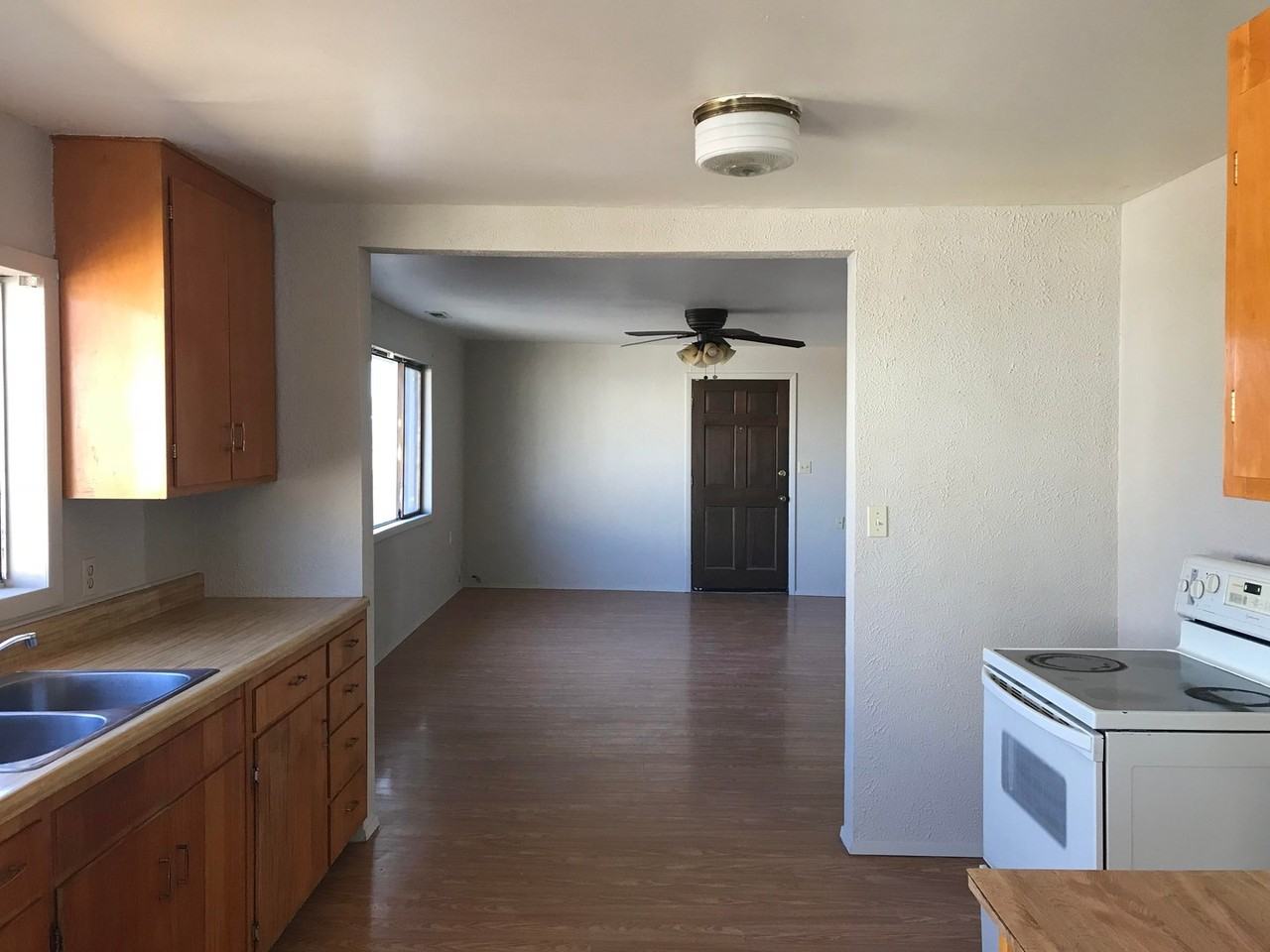 5648 Avalon St - Photo 2 of 22