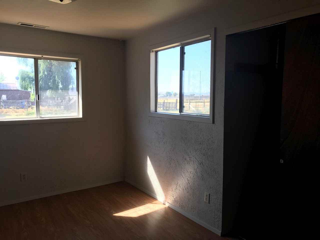 5648 Avalon St - Photo 3 of 22