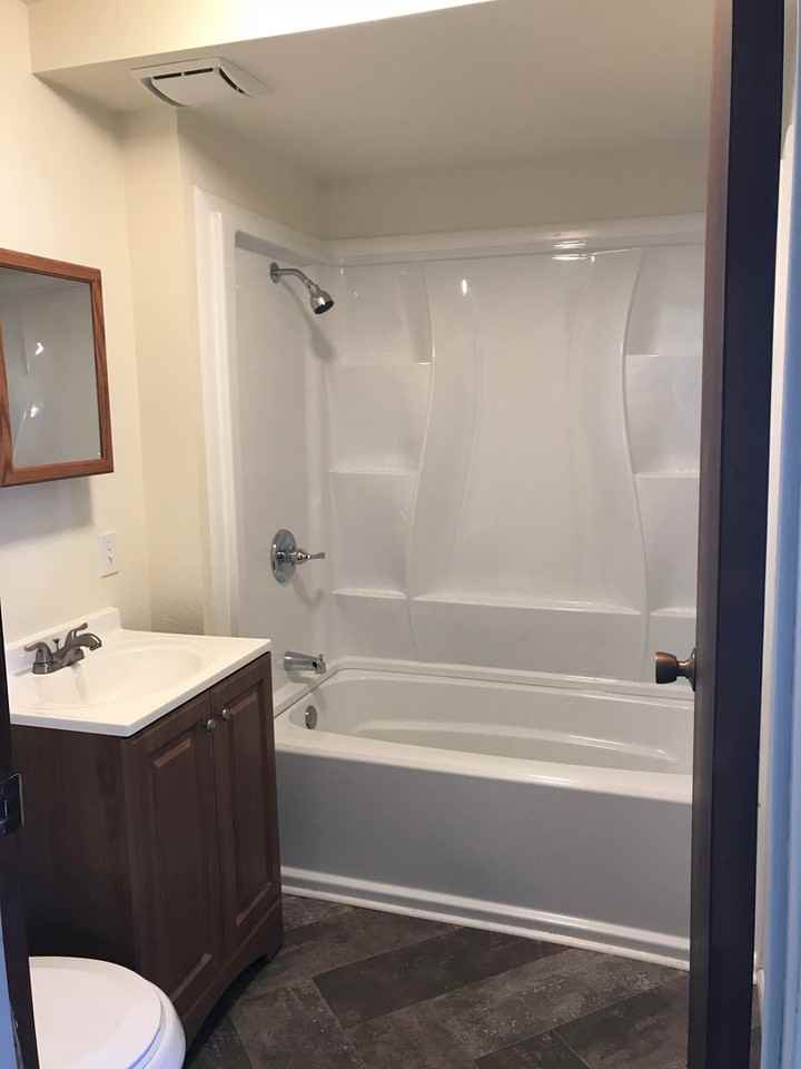 5648 Avalon St - Photo 5 of 22