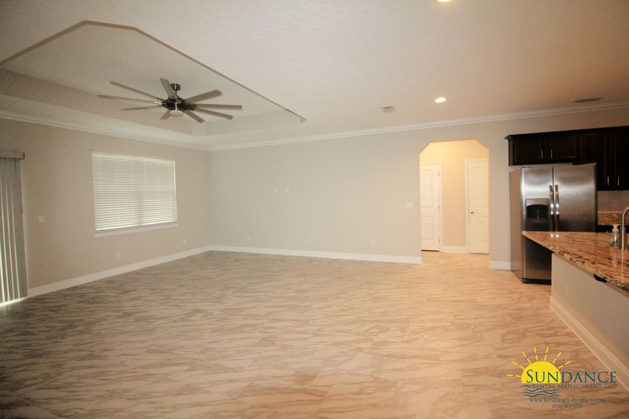802 Dawes Rd - Photo 5 of 16