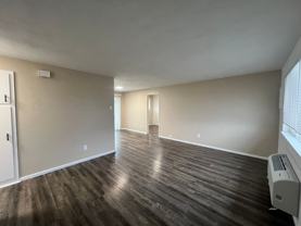 1137 1137 Cascade - Photo 1 of 1