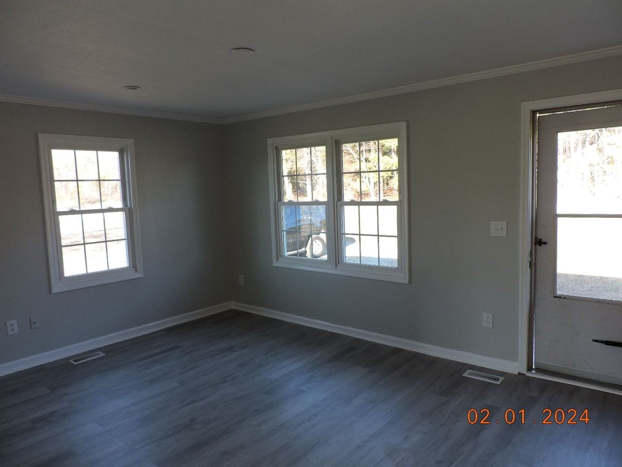 7312 Stokes Dr - Photo 2 of 15