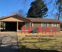 featured image of 17 Pleasant St