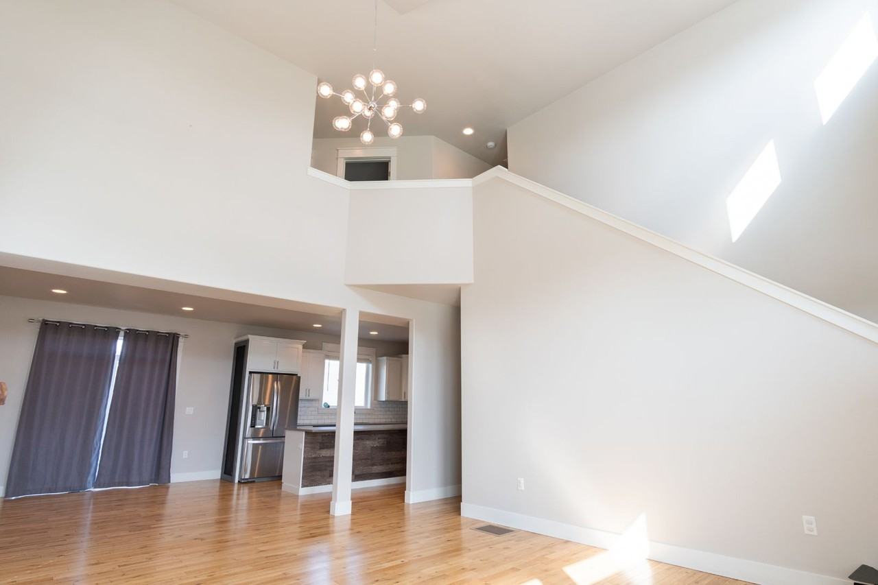 805 Sw Dominic Ct - Photo 5 of 19