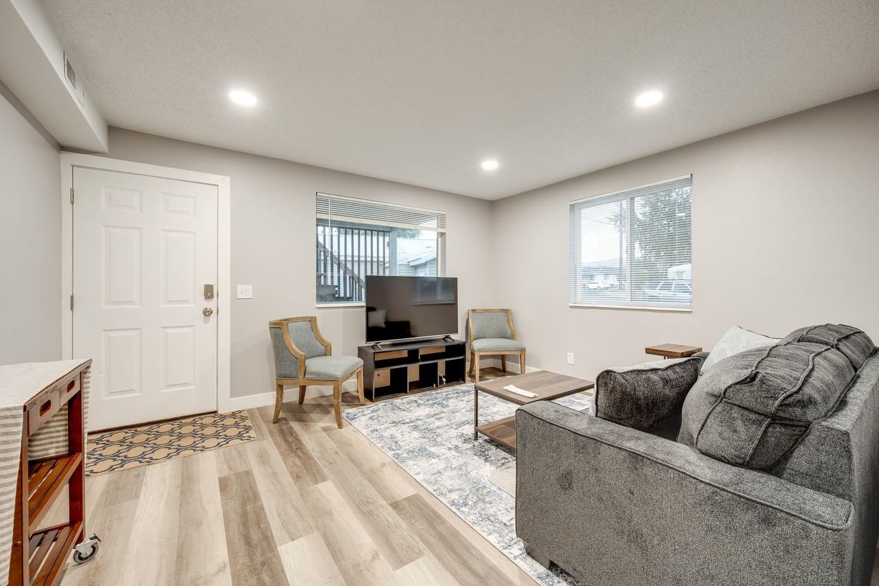 508 Southway Dr. - Photo 3 of 20