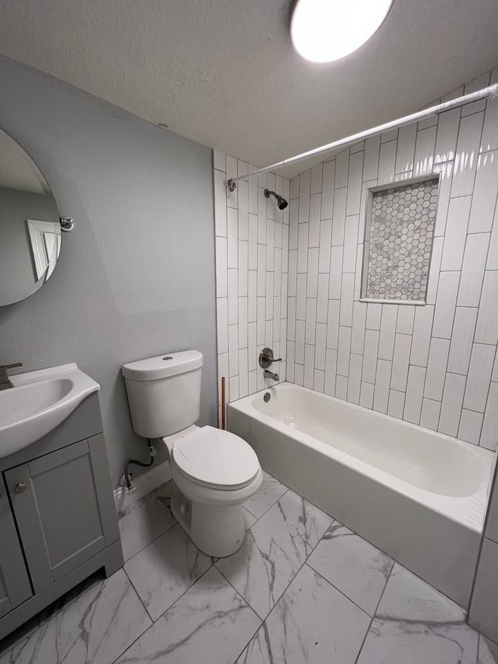 2344 Johnson Ave - Photo 2 of 7