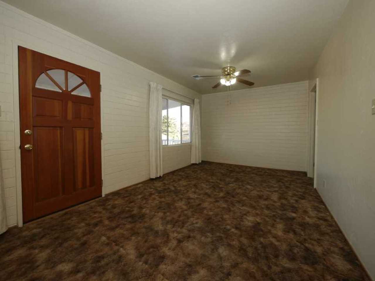 174 Market St - Photo 3 of 14